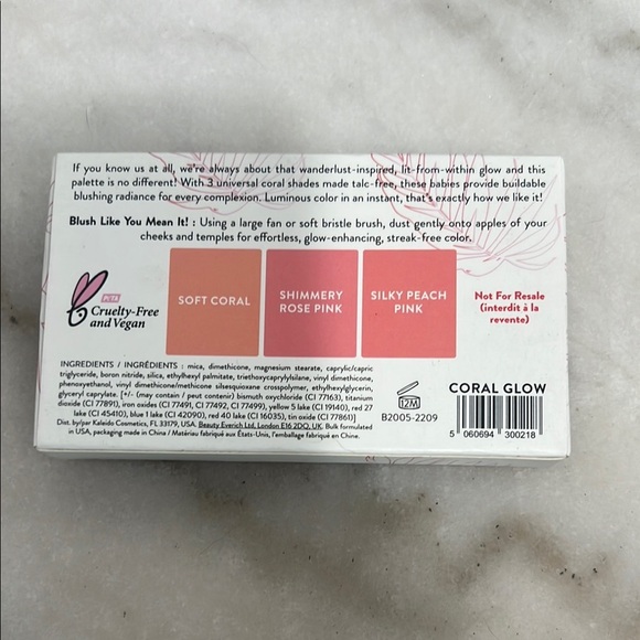 Kaleido Cosmetics Skin Luminate Blush Palette - Picture 2 of 4